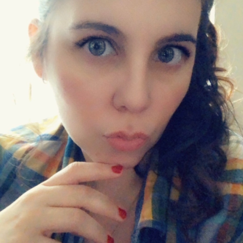 Meet your Posher, Melissa